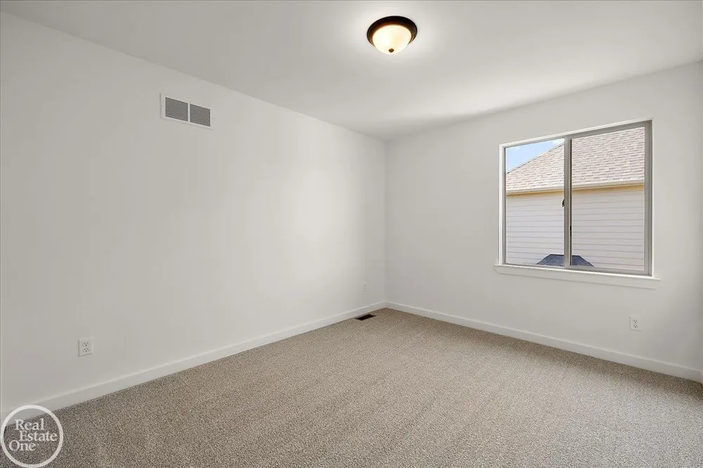 50710 Summit View Drive Macomb Township, MI 48042
