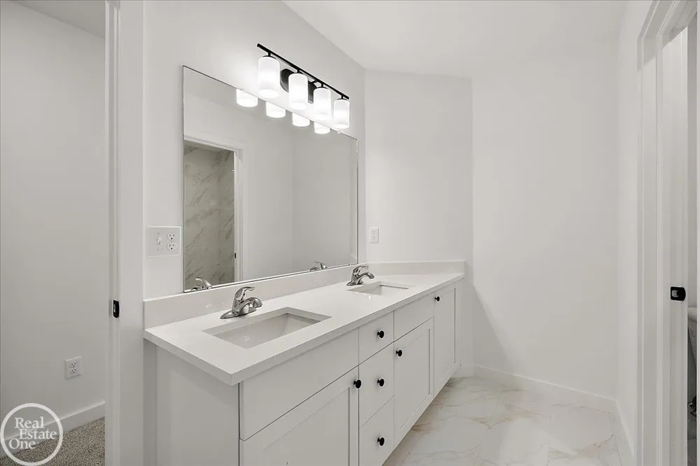 50710 Summit View Drive Macomb Township, MI 48042