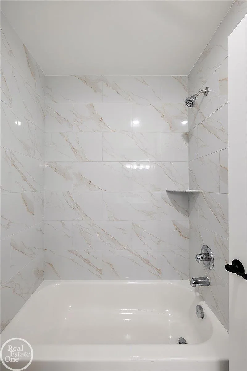 50710 Summit View Drive Macomb Township, MI 48042