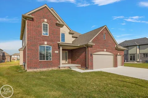 22121 Tahquamenon Court