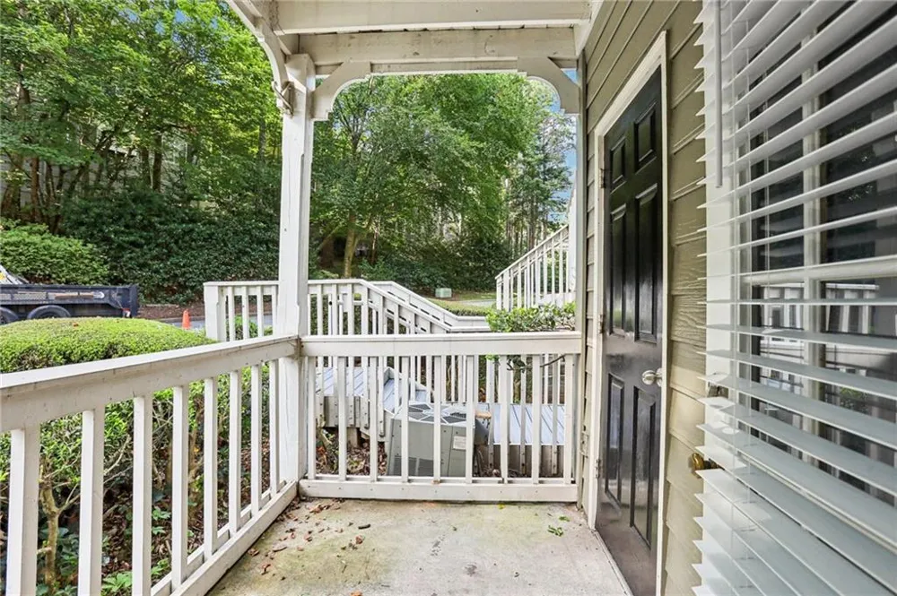 208 Bainbridge Drive Sandy Springs, GA 30327