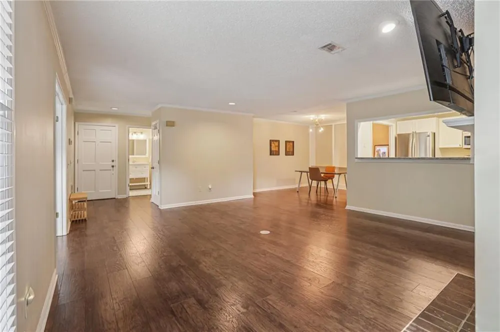 208 Bainbridge Drive Sandy Springs, GA 30327