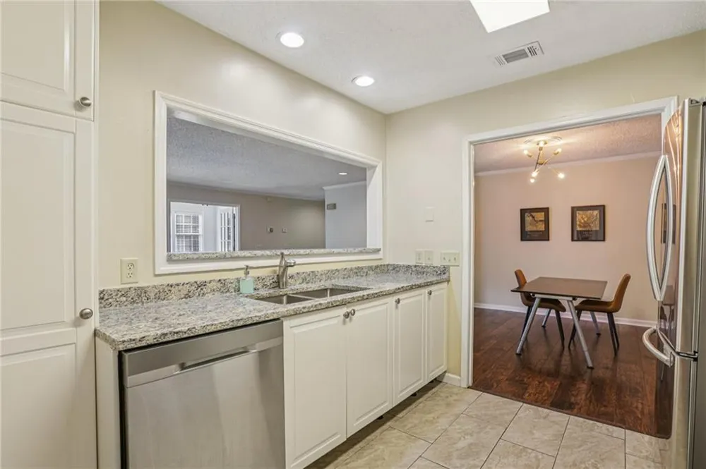 208 Bainbridge Drive Sandy Springs, GA 30327