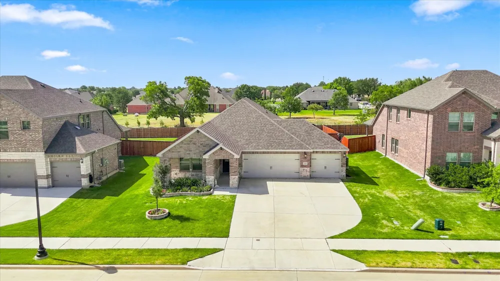 2109 Draco Drive Haslet, TX 76052