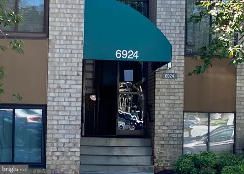 6924 HANOVER PARKWAY #101