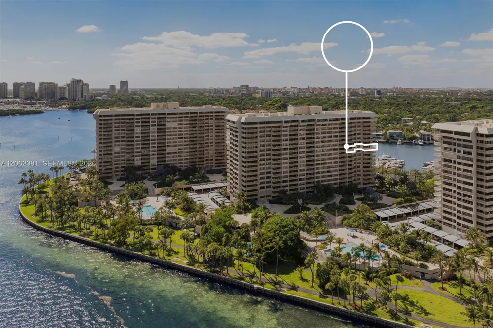 2 Grove Isle Dr #B1109 Coconut Grove, FL 33133