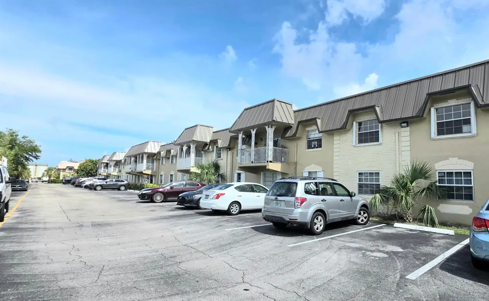 495 SE 8th Street #237 Deerfield Beach, FL 33441