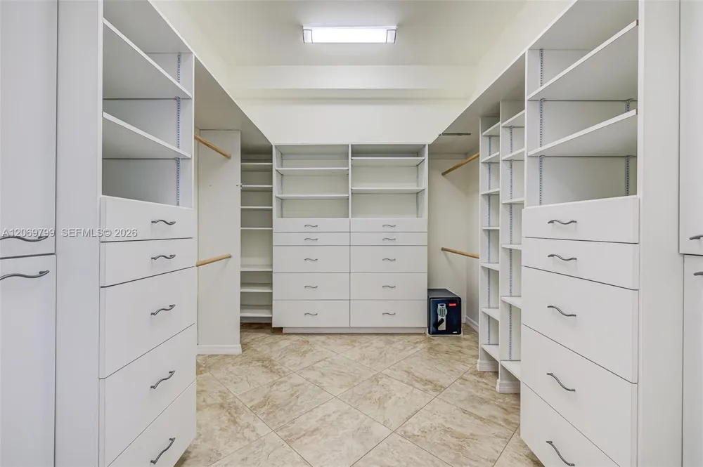 704 Ocean Blvd #1001 Pompano Beach, FL 33062
