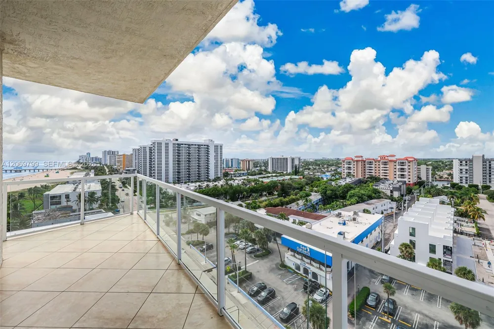 704 Ocean Blvd #1001 Pompano Beach, FL 33062