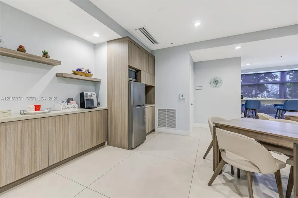 704 Ocean Blvd #1001 Pompano Beach, FL 33062