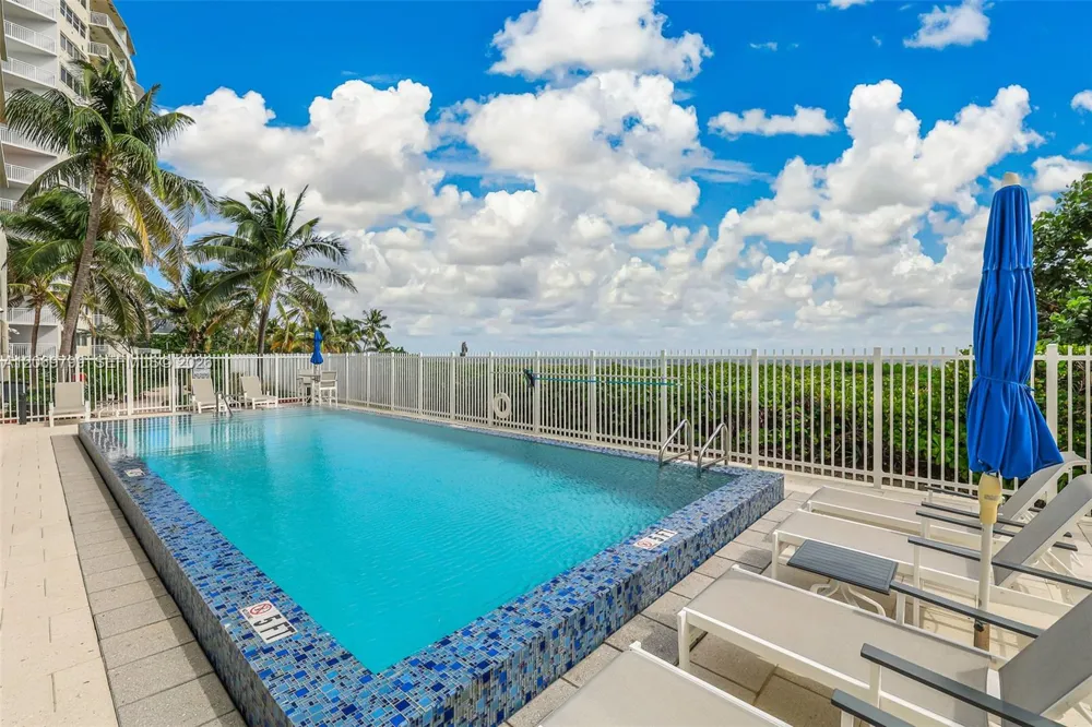 704 Ocean Blvd #1001 Pompano Beach, FL 33062