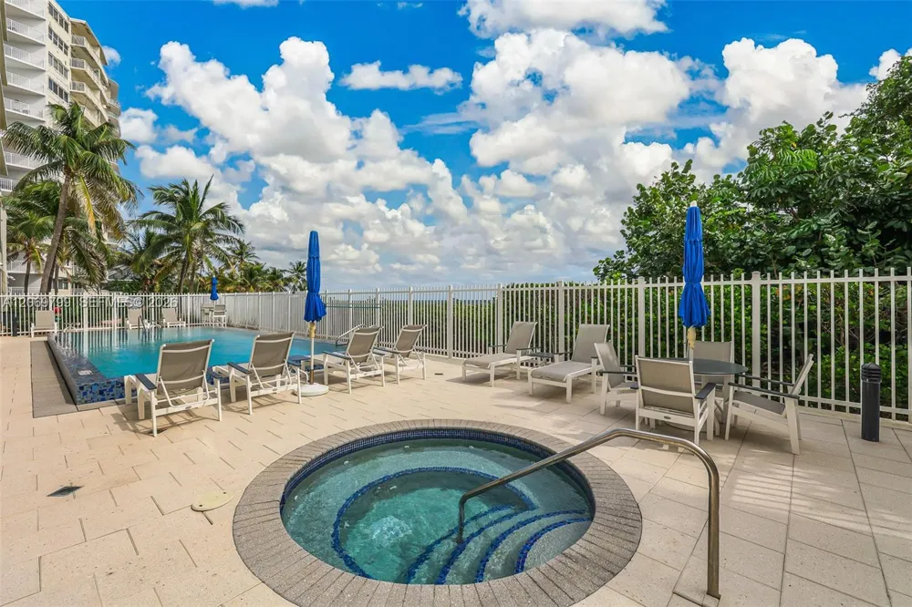704 Ocean Blvd #1001 Pompano Beach, FL 33062