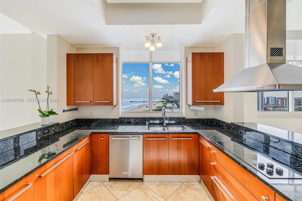 704 Ocean Blvd #1001 Pompano Beach, FL 33062