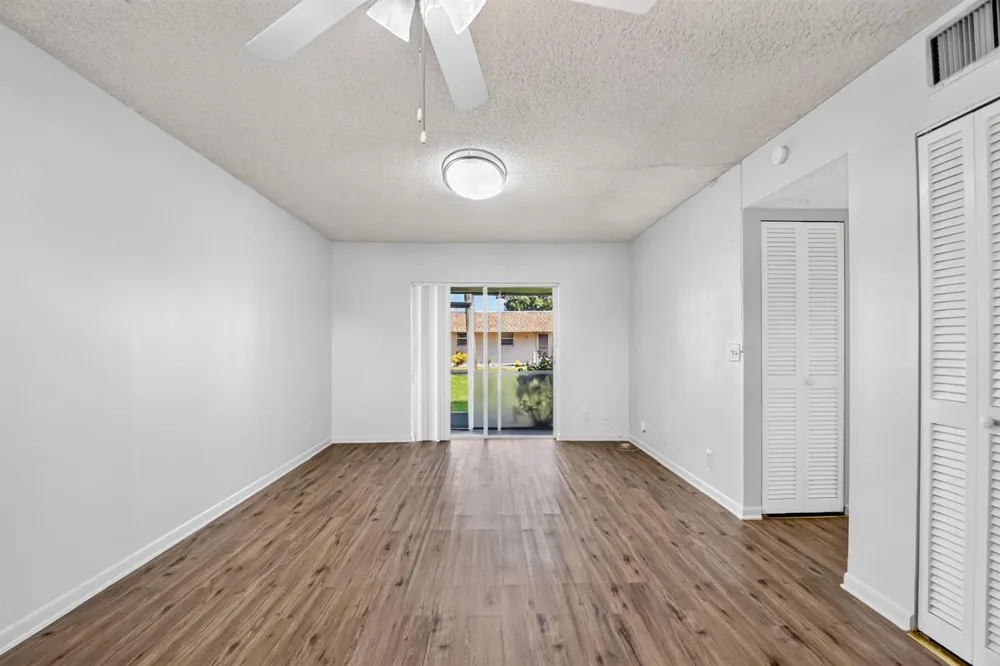 200 Bonnie Boulevard W #131 Palm Springs, FL 33461