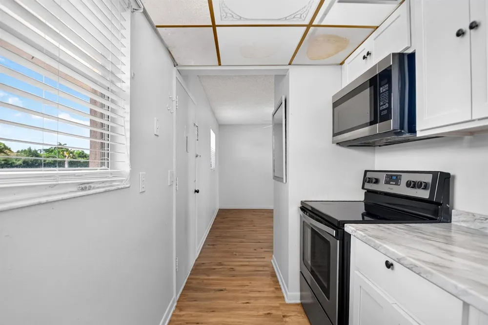 200 Bonnie Boulevard W #131 Palm Springs, FL 33461