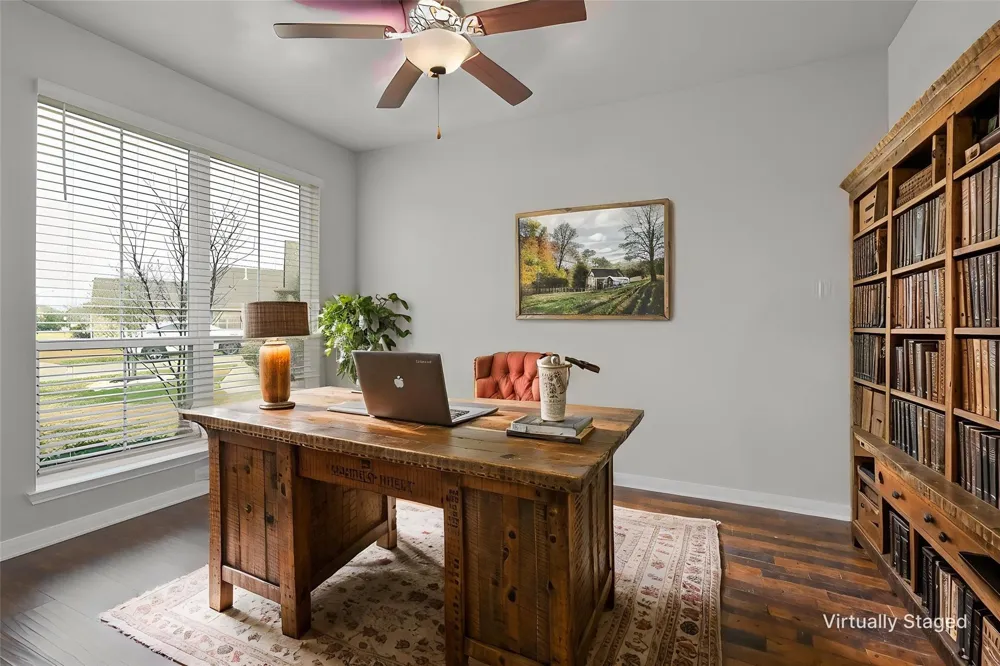 4105 Gregg Court College Station, TX 77845