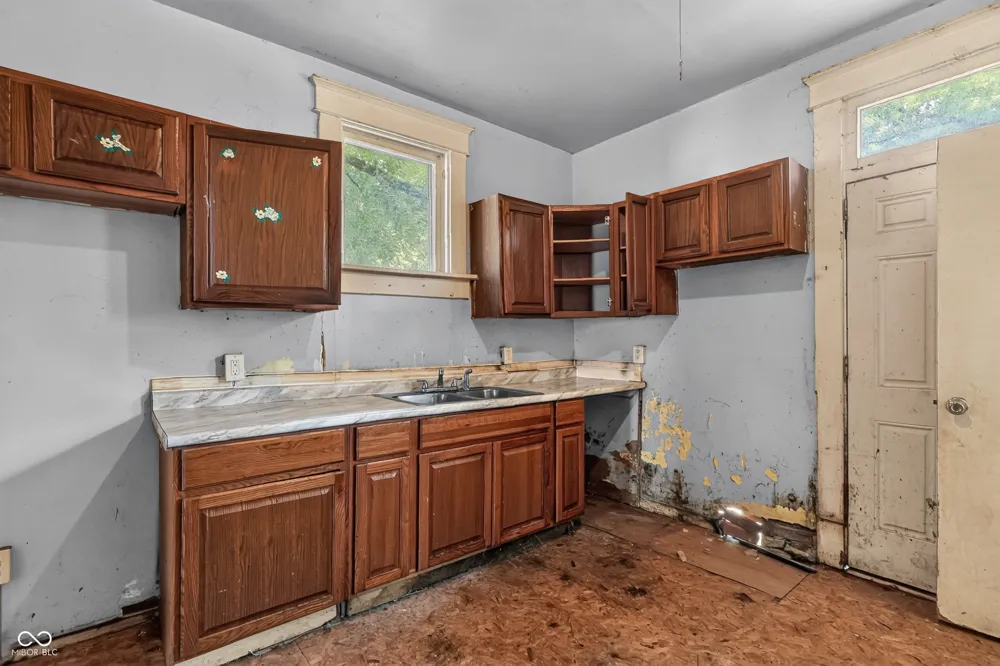510 E Chestnut Street Crawfordsville, IN 47933
