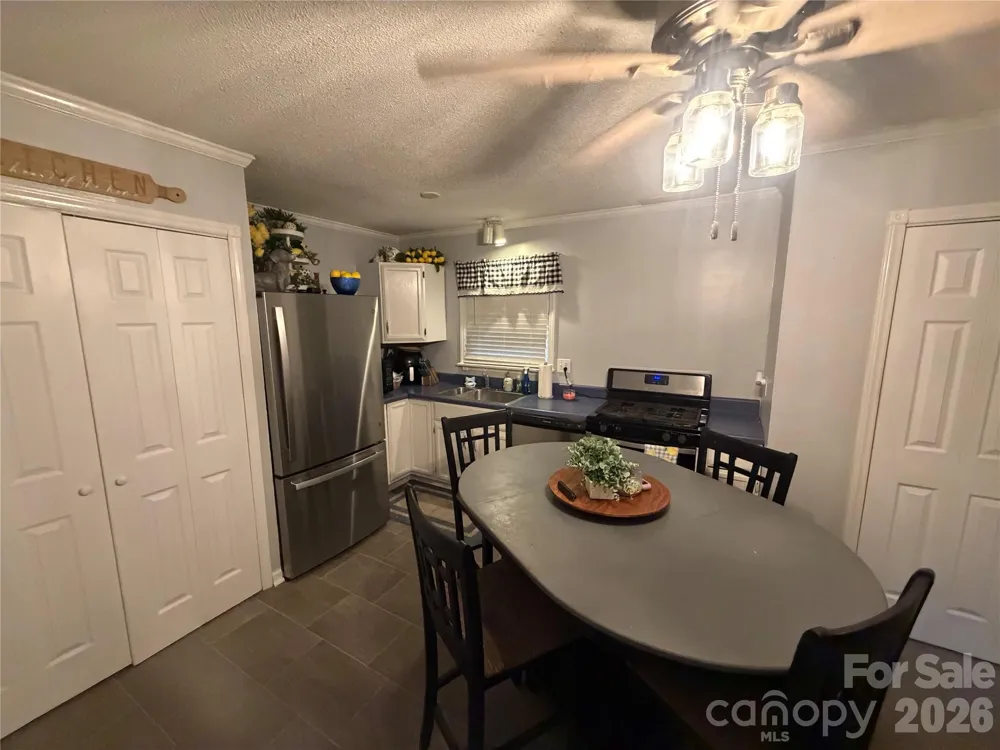 1104 Hillcrest Drive #L 34 Cherryville, NC 28021