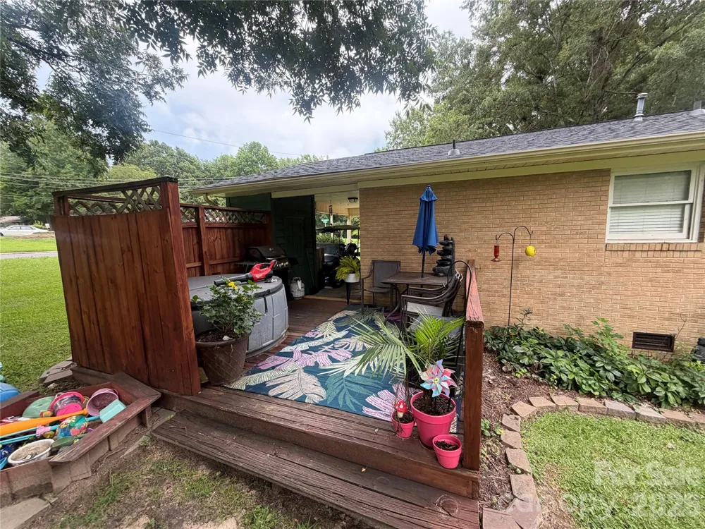 1104 Hillcrest Drive #L 34 Cherryville, NC 28021