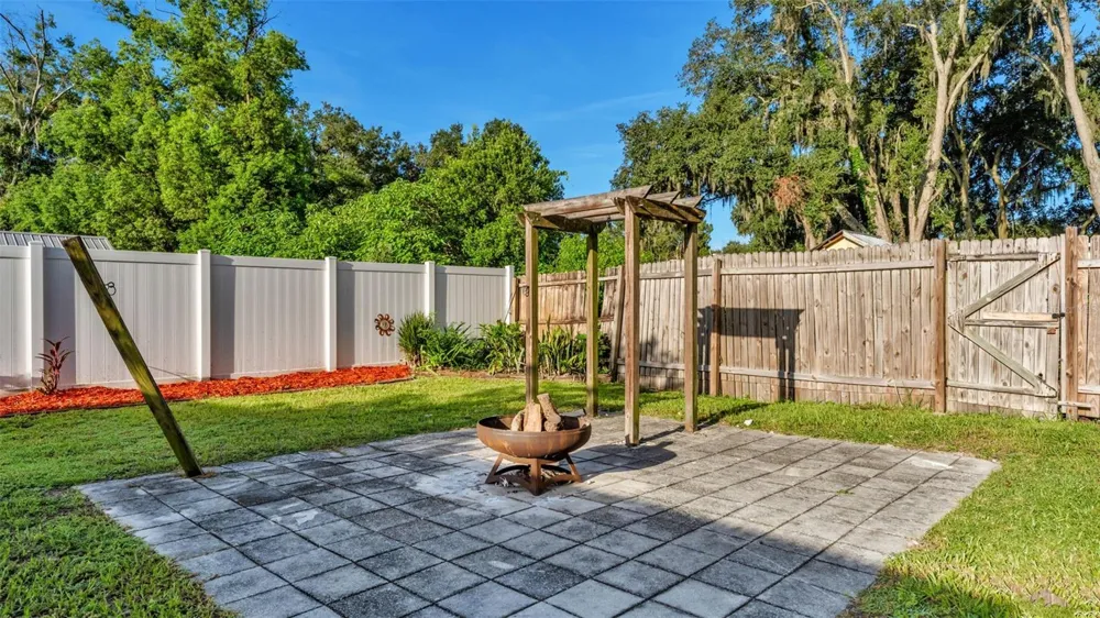 5563 STARLING LOOP Lakeland, FL 33810