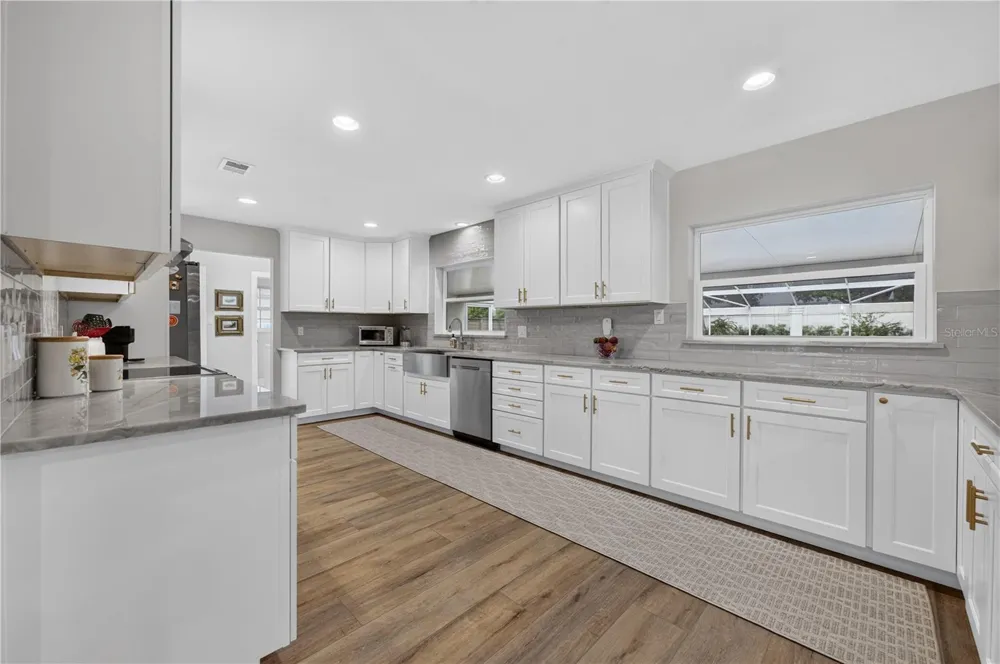 165 LAKE DESTINY TRAIL Altamonte Springs, FL 32714