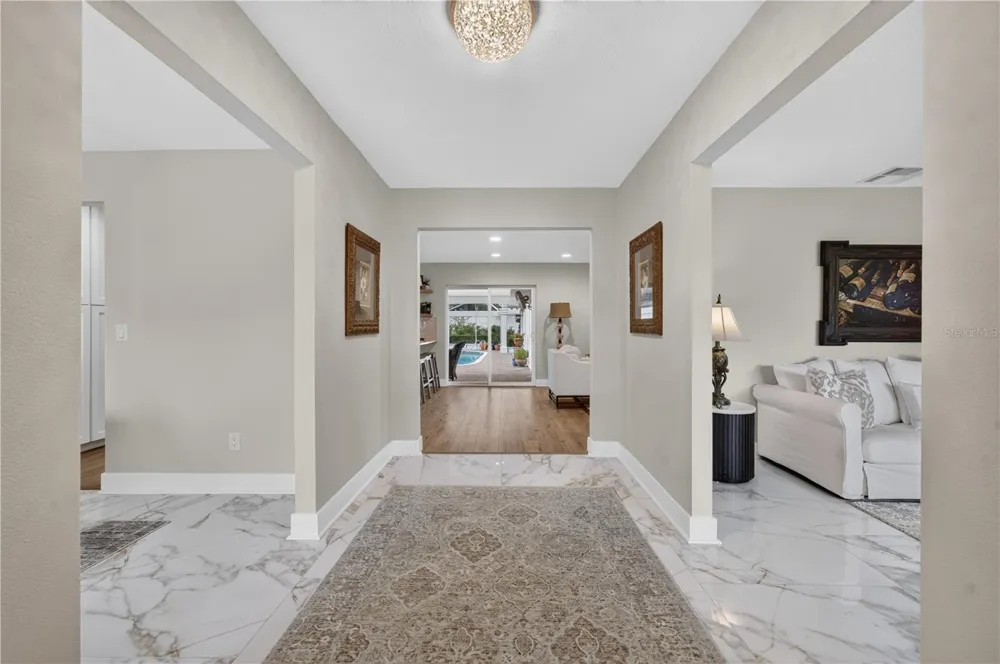 165 LAKE DESTINY TRAIL Altamonte Springs, FL 32714