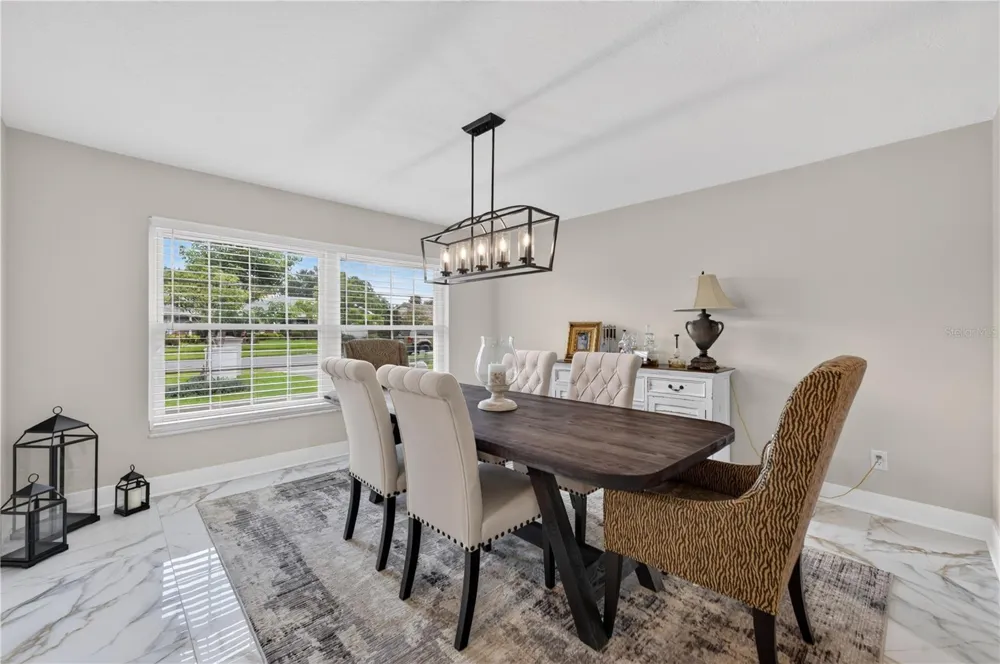 165 LAKE DESTINY TRAIL Altamonte Springs, FL 32714