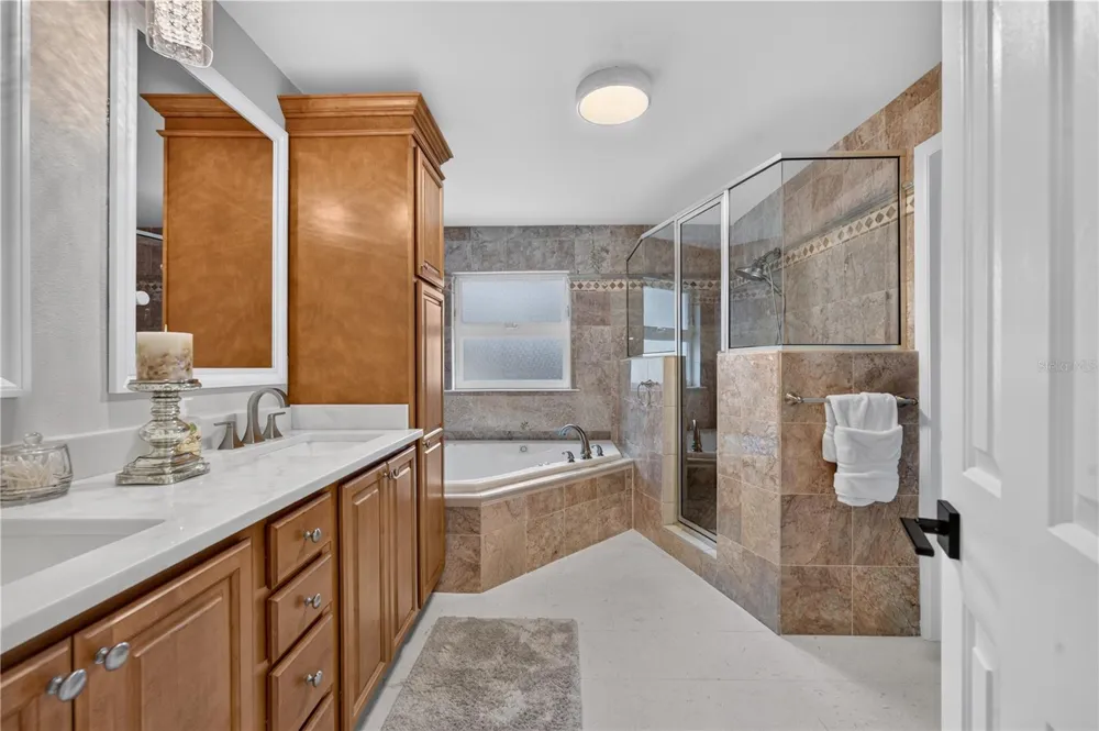 165 LAKE DESTINY TRAIL Altamonte Springs, FL 32714