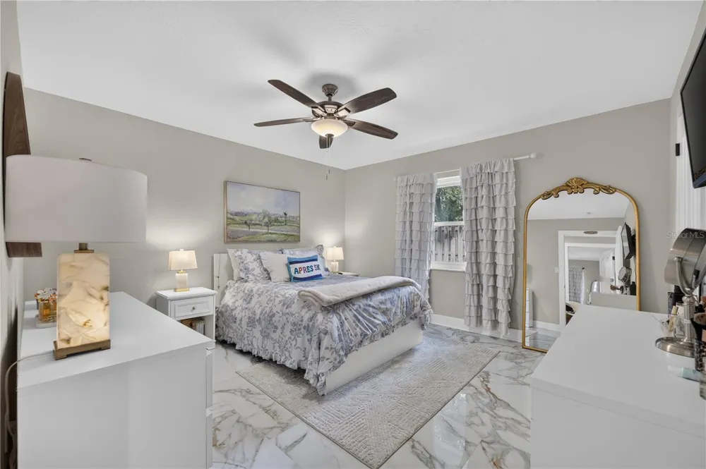 165 LAKE DESTINY TRAIL Altamonte Springs, FL 32714