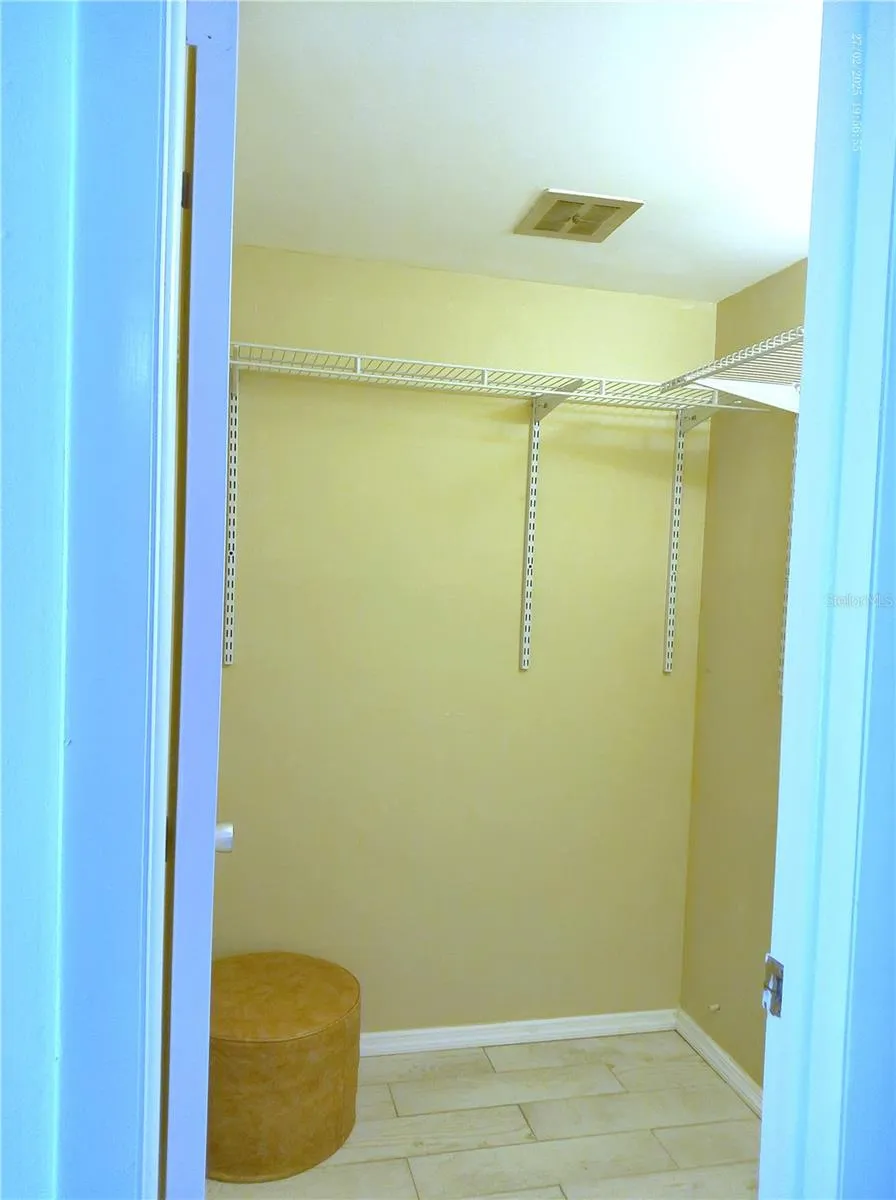 2011 AUSTRALIA WAY W #36 Clearwater, FL 33763