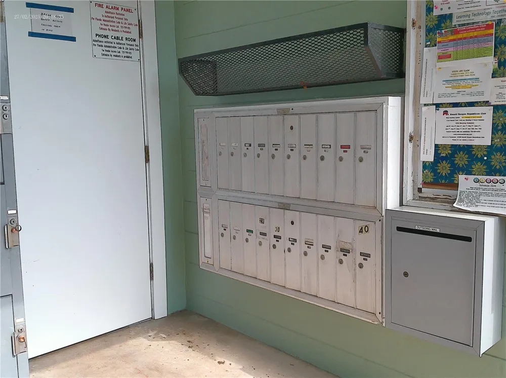 2011 AUSTRALIA WAY W #36 Clearwater, FL 33763