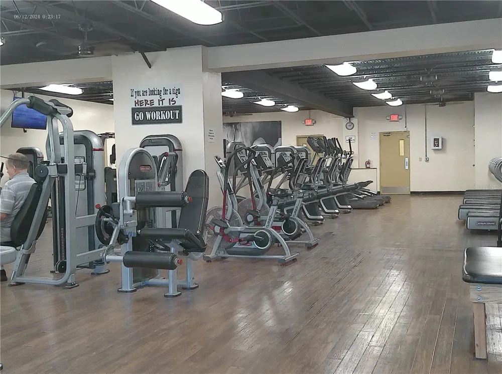 2011 AUSTRALIA WAY W #36 Clearwater, FL 33763
