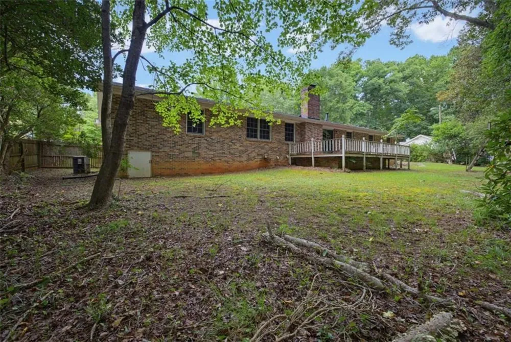 140 Horseshoe Circle Athens, GA 30605