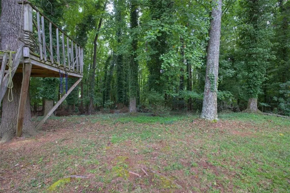 140 Horseshoe Circle Athens, GA 30605