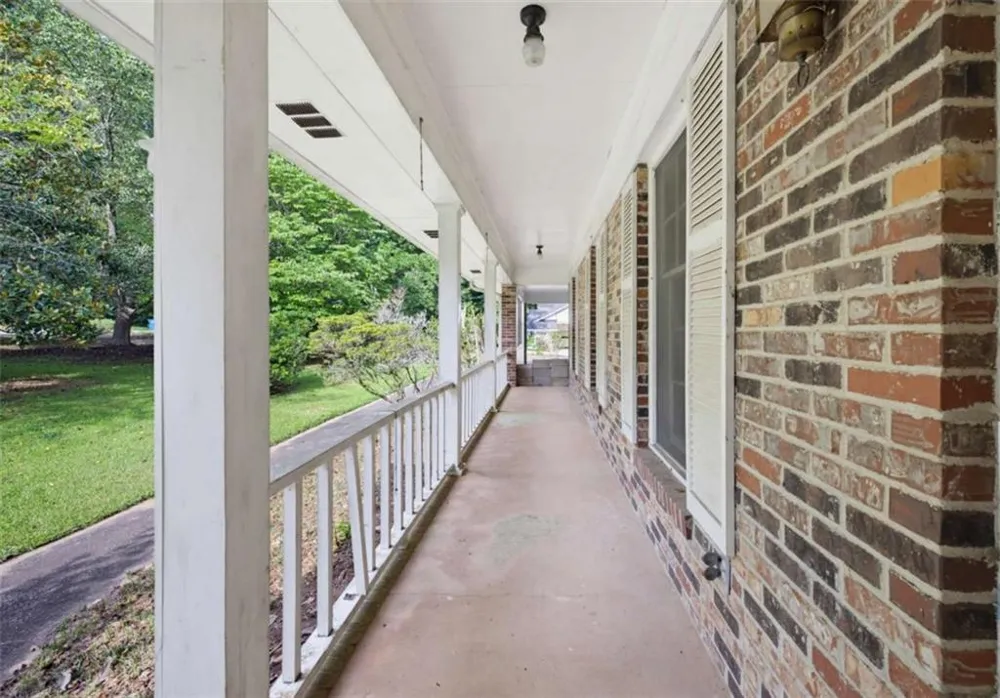 140 Horseshoe Circle Athens, GA 30605
