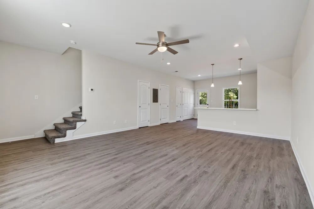 299 Summitcrest Drive #M1& M8 Clarksville, TN 37040