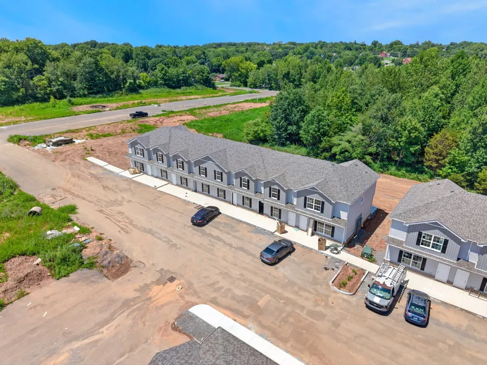 299 Summitcrest Drive #M1& M8 Clarksville, TN 37040
