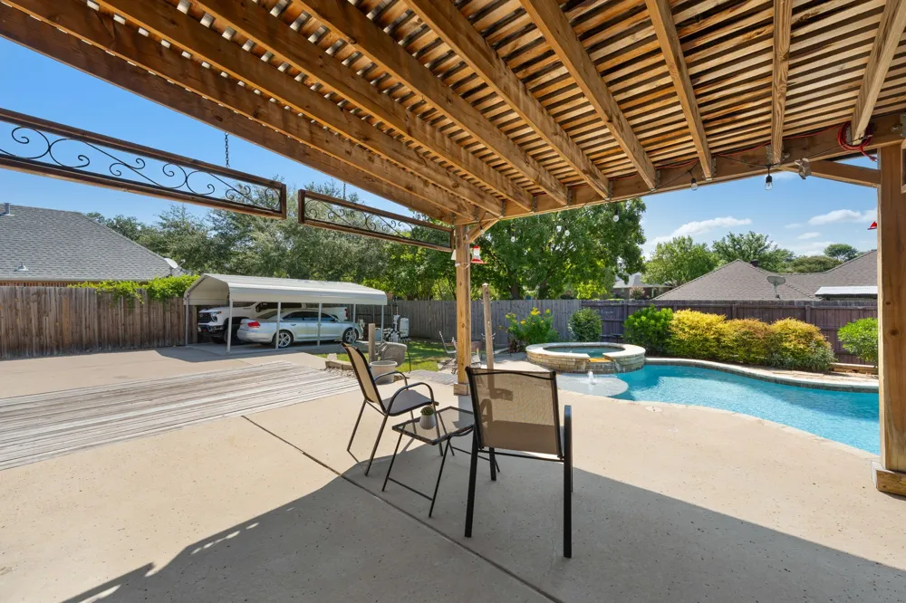 1907 Clearview Drive Ennis, TX 75119