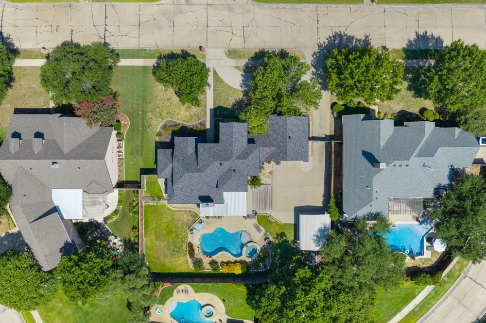 1907 Clearview Drive Ennis, TX 75119