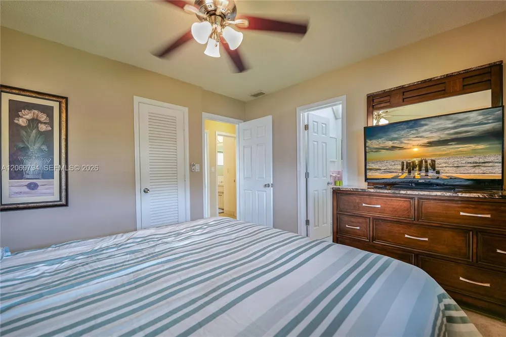4712 NW 47th Ter Tamarac, FL 33319