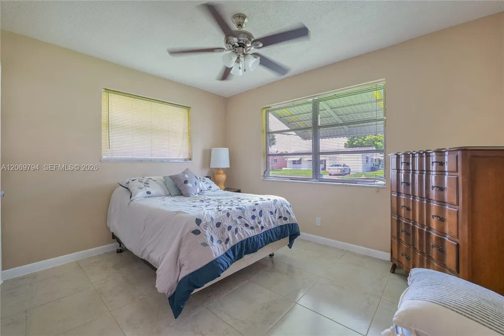 4712 NW 47th Ter Tamarac, FL 33319
