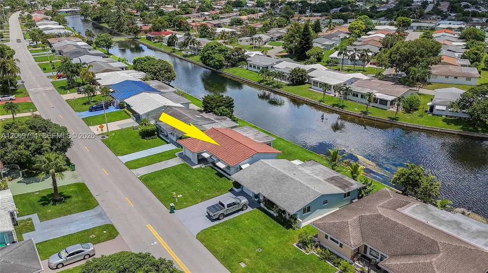 4712 NW 47th Ter Tamarac, FL 33319