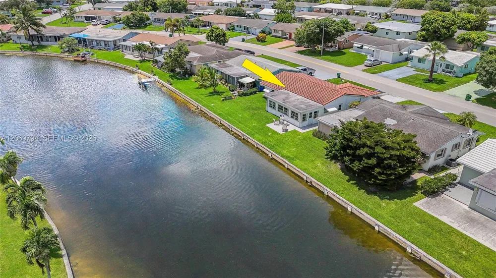 4712 NW 47th Ter Tamarac, FL 33319