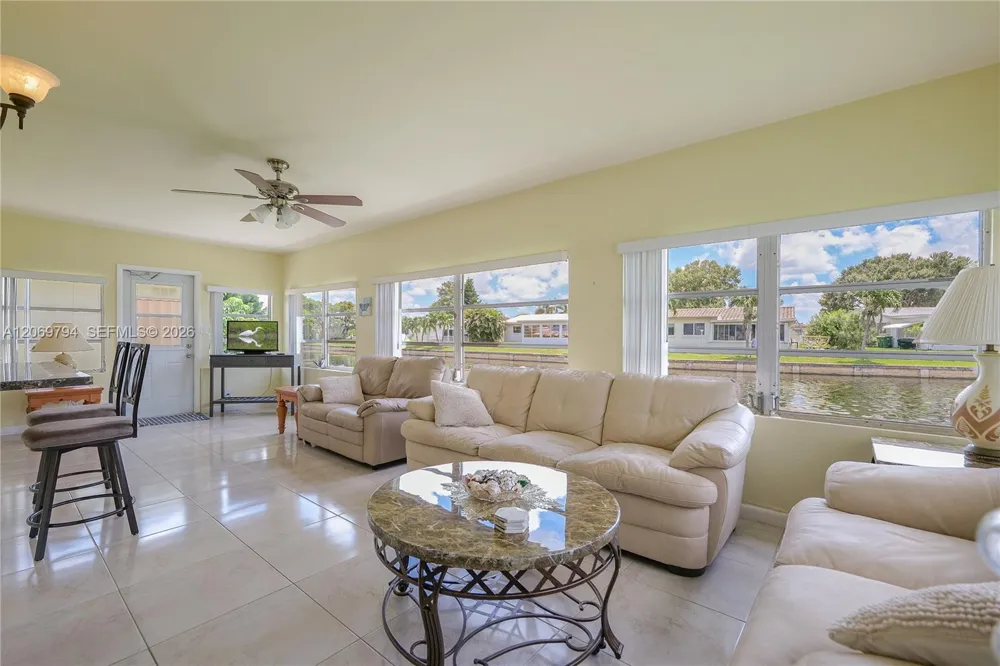4712 NW 47th Ter Tamarac, FL 33319