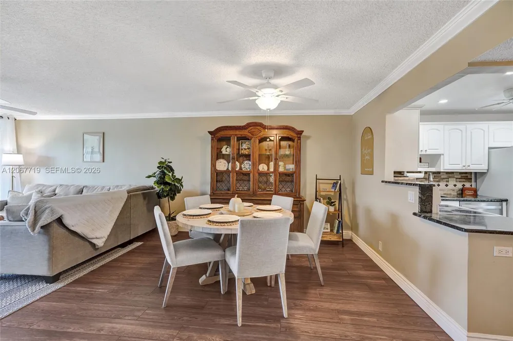 605 Oaks Dr #504 Pompano Beach, FL 33069
