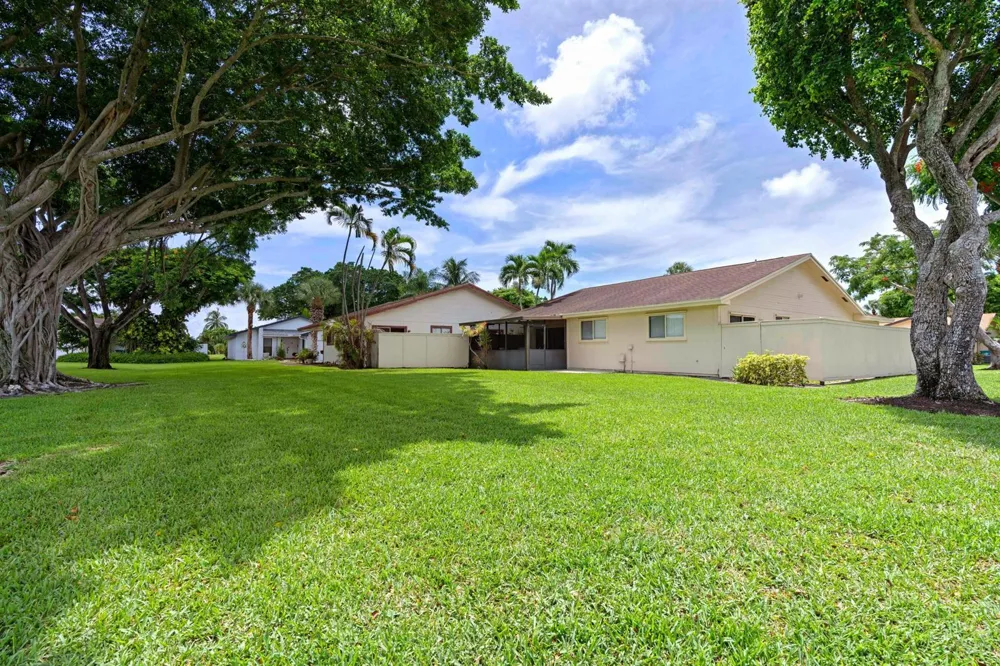 9 Danby Place Boynton Beach, FL 33426