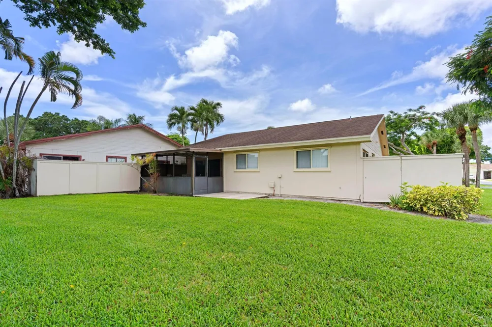 9 Danby Place Boynton Beach, FL 33426