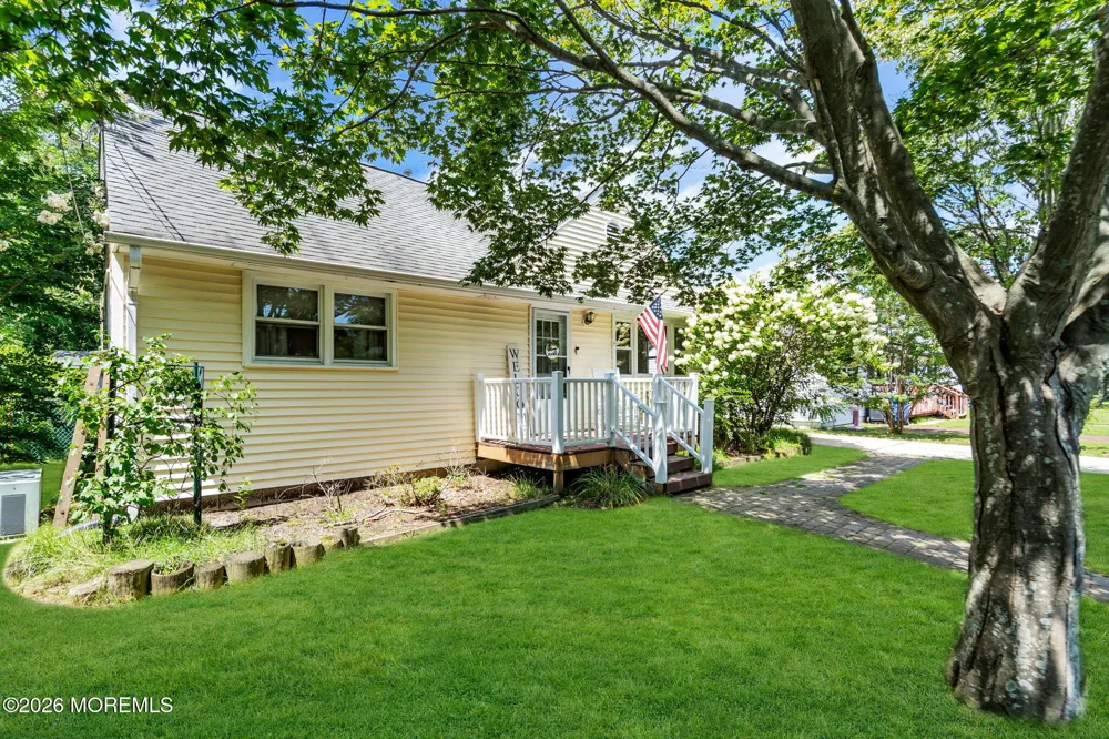 314 Pine Drive Manahawkin, NJ 08050