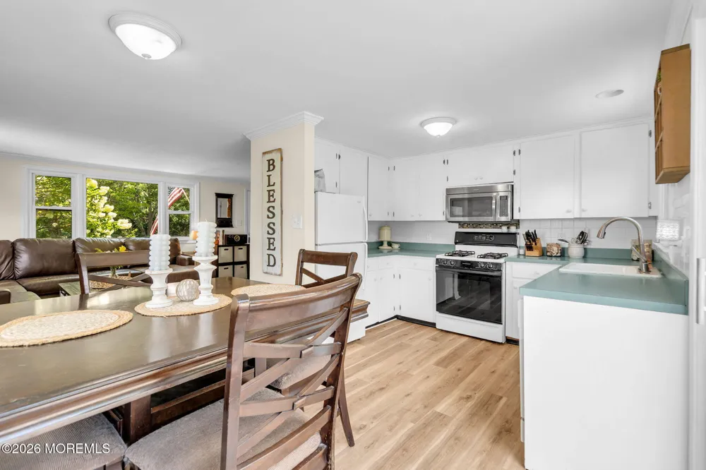 314 Pine Drive Manahawkin, NJ 08050