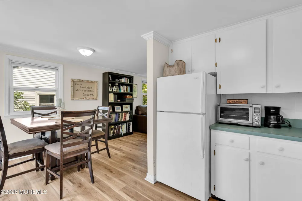 314 Pine Drive Manahawkin, NJ 08050